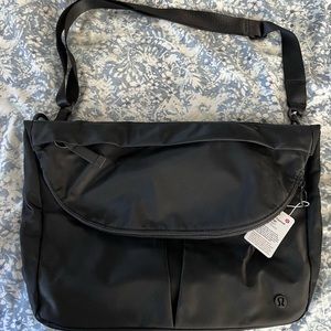 Brand new! Never used Lululemon all night large festival bag